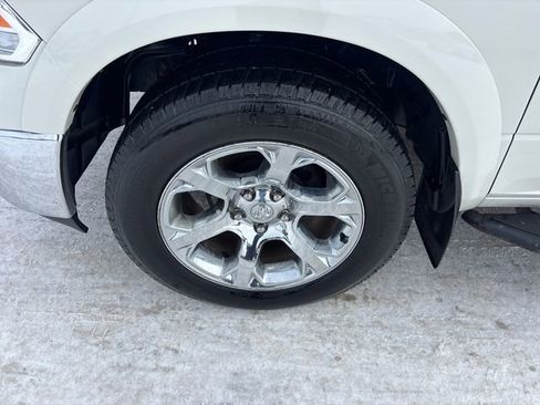 Used 2018 RAM 1500 Laramie w/ Convenience Group image 14