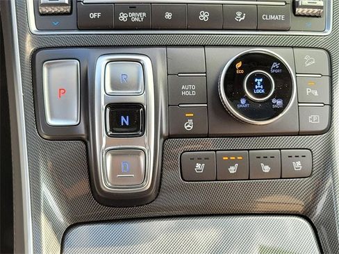 Certified 2022 Hyundai Santa Fe Limited image 21
