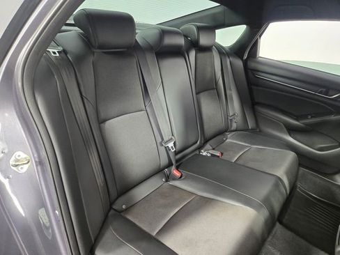Used 2020 Honda Accord Sport image 17