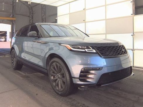 Used 2020 Land Rover Range Rover Velar R-Dynamic S image 3