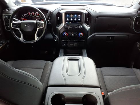 Used 2021 Chevrolet Silverado 1500 LT Trail Boss AWD/4WD image 18