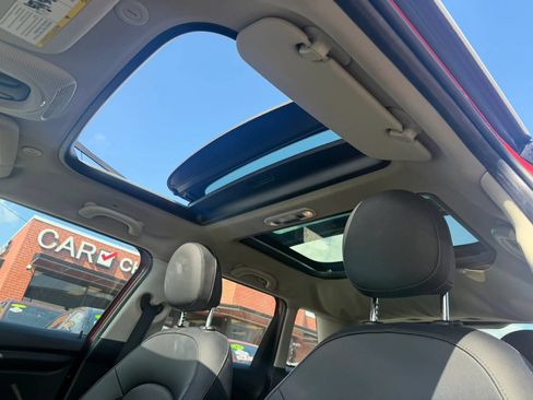 Used 2016 MINI Cooper 4-Door Hardtop w/ Media Package FWD image 9