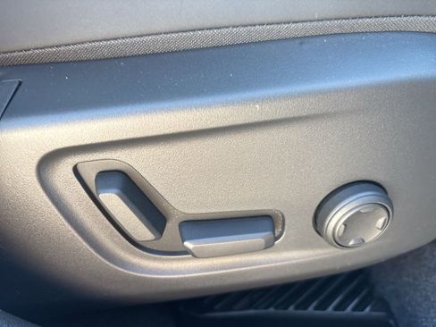 New 2026 Volvo XC40 B5 Ultra w/ Protection Package Premier AWD/4WD image 43