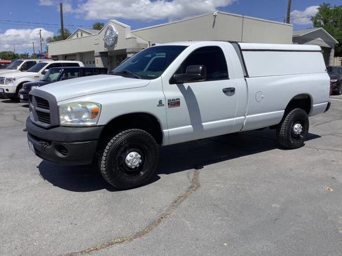 Used 2008 Dodge Ram 2500 Truck ST w/ Popular Equipment Group AWD/4WD image 2