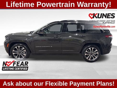 Used 2023 Jeep Grand Cherokee Overland w/ Luxury Tech Group IV image 7