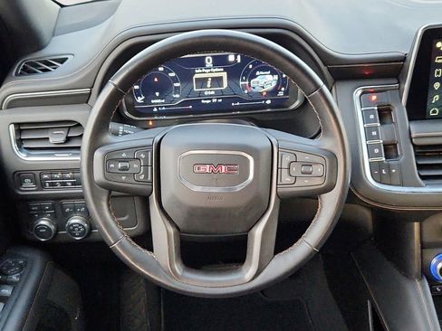 Used 2023 GMC Yukon AT4 w/ AT4 Premium Package image 12