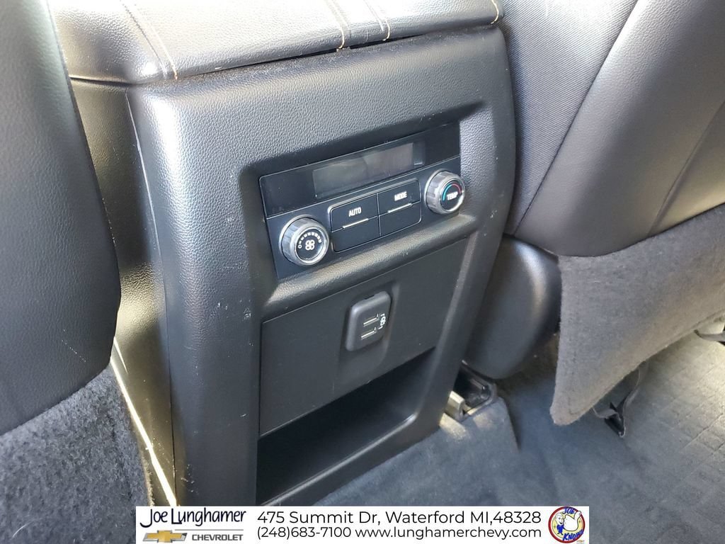 Used 2021 Chevrolet Traverse LT w/ LPO, Floor Liner Package AWD/4WD image 22