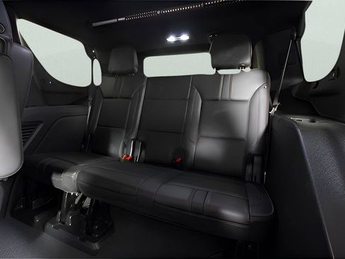 Used 2022 Chevrolet Tahoe RST w/ Sport Performance Package image 24