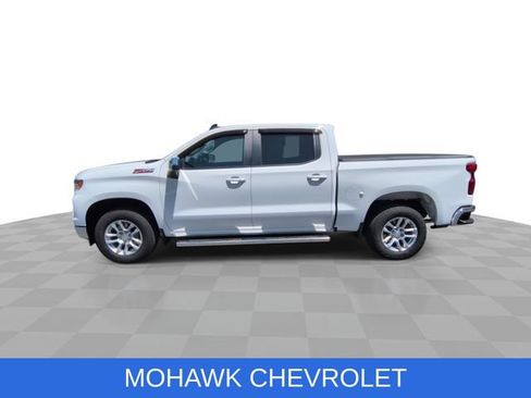 Certified 2023 Chevrolet Silverado 1500 LT w/ Z71 Off-Road Package AWD/4WD image 5