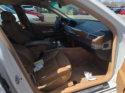 Used 2008 BMW 750i RWD image 14