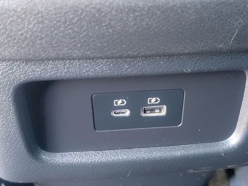 Used 2024 Nissan Pathfinder SV AWD/4WD image 29