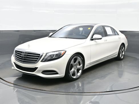 Used 2015 Mercedes-Benz S 550 Sedan image 2