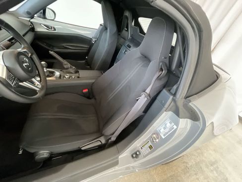 Used 2025 MAZDA MX-5 Miata Club RWD image 11