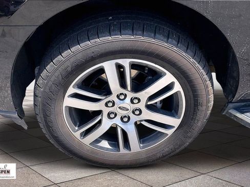 Certified 2023 Ford Expedition Limited AWD/4WD image 9