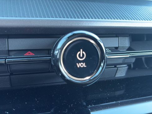 New 2025 Nissan Murano SV image 34