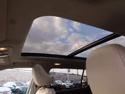 Used 2021 Toyota Highlander Platinum image 9