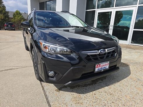 Used 2021 Subaru Crosstrek 2.0i Premium w/ Moonroof Package image 19