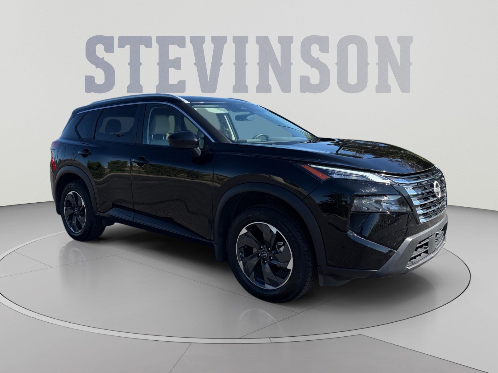 Used 2025 Nissan Rogue SV w/ SV Premium Package FWD image 7
