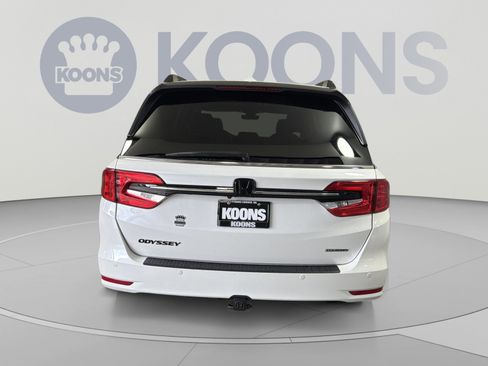 Used 2022 Honda Odyssey Touring image 5