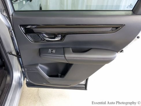 Used 2025 Honda CR-V Sport Touring image 23
