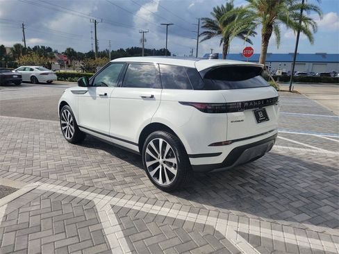 New 2026 Land Rover Range Rover Evoque S image 3