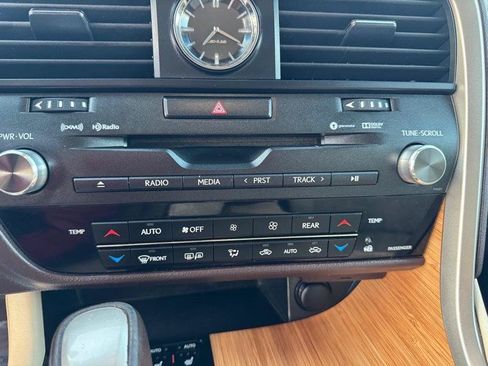 Used 2019 Lexus RX 350L AWD image 18