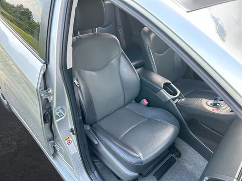 Used 2012 Toyota Prius Four FWD image 31