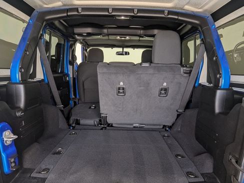 Used 2021 Jeep Wrangler Unlimited Sport AWD/4WD image 27