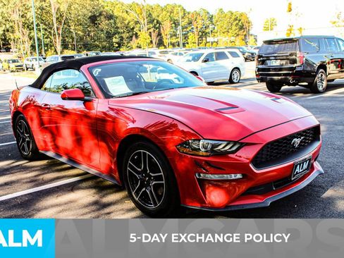 Used 2020 Ford Mustang Premium image 4
