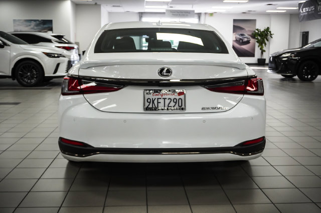 Certified 2024 Lexus ES 300h F Sport FWD image 7