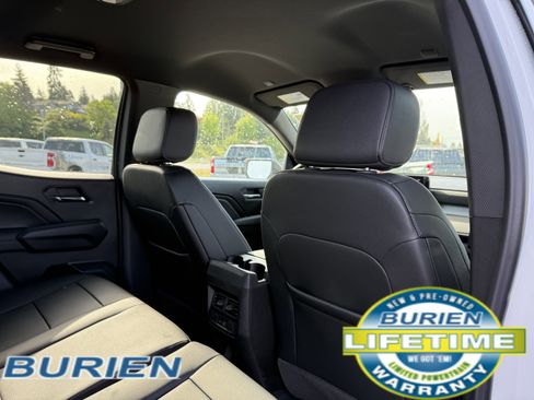 New 2025 Chevrolet Colorado LT w/ LT Convenience Package image 24