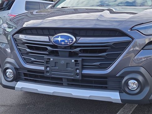 Used 2023 Subaru Outback Touring image 10
