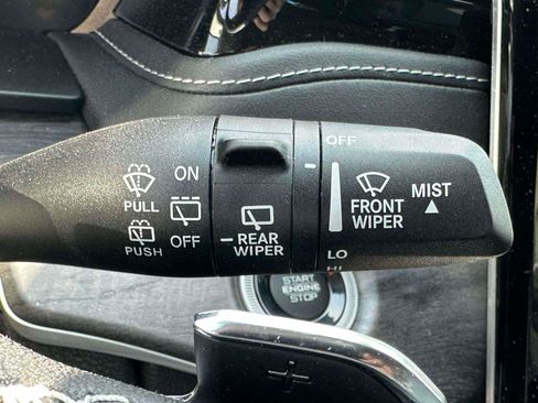 Used 2023 Jeep Grand Cherokee 4WD 4xe w/ Luxury Tech Group II image 23