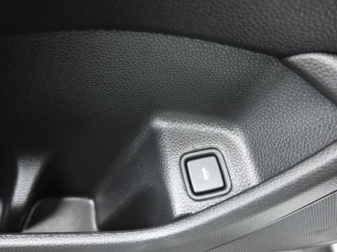 Used 2022 Honda Accord Sport image 11