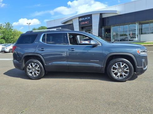 Used 2020 GMC Acadia SLE w/ Driver Convenience Package image 2