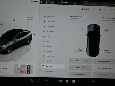 Used 2023 Tesla Model Y Long Range image 27