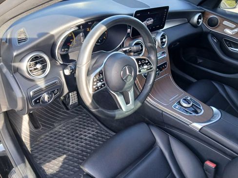 Used 2019 Mercedes-Benz C 300 4MATIC Sedan image 7