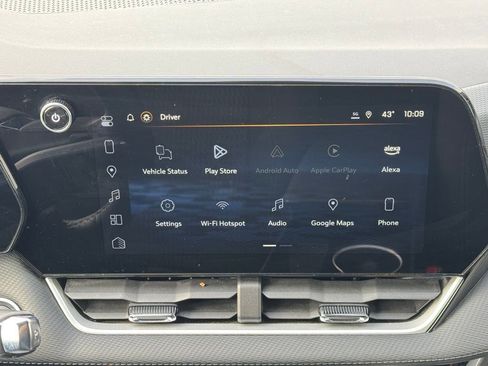 Used 2025 Chevrolet Equinox LT image 39