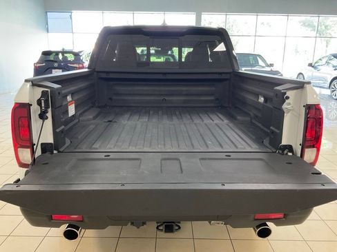 Used 2022 Honda Ridgeline Black Edition image 6