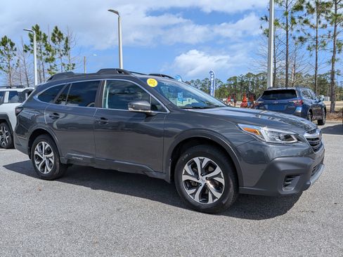 Used 2020 Subaru Outback Limited w/ Popular Package #2 image 2