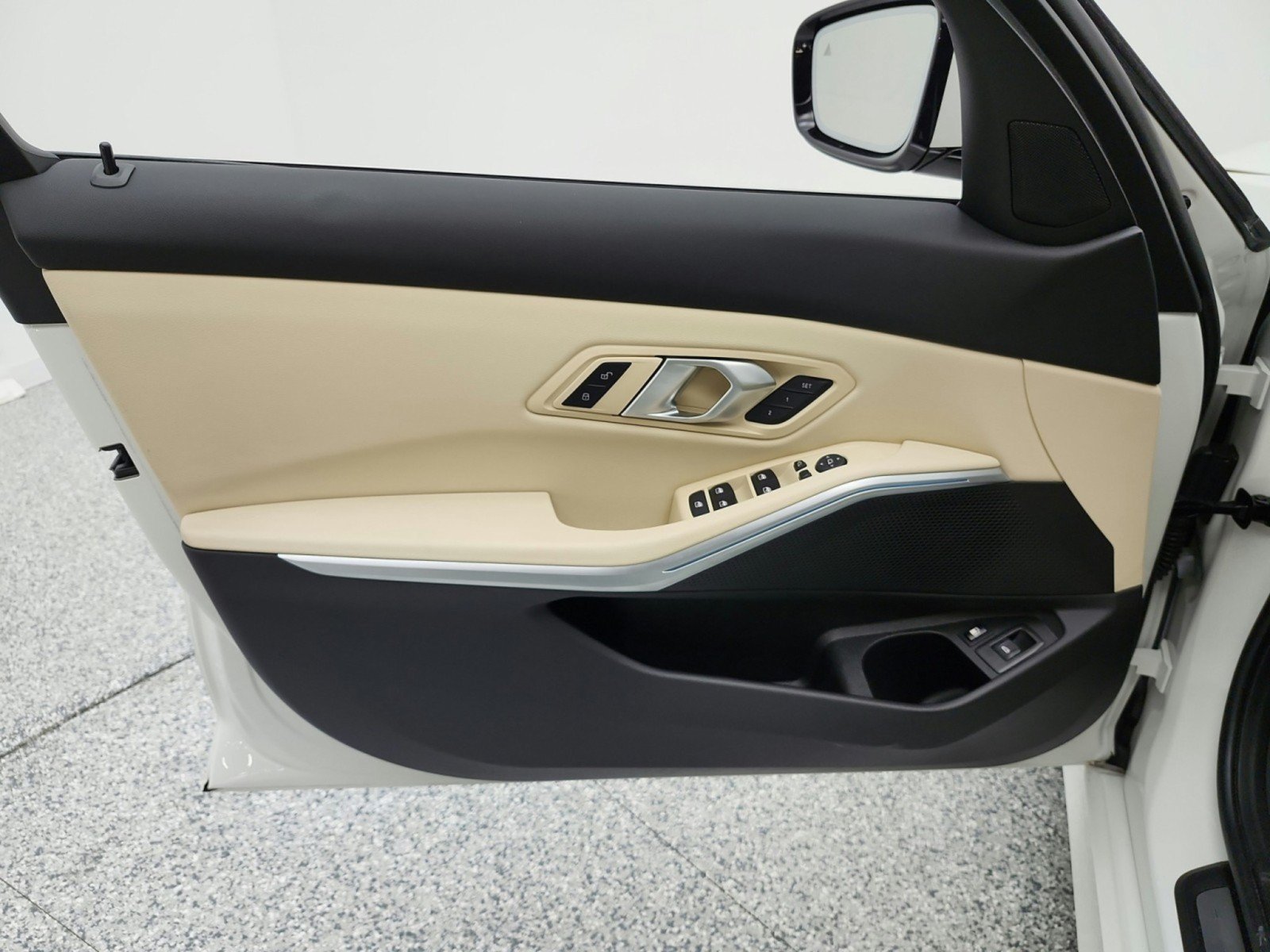 Used 2024 BMW 330e w/ Premium Package RWD image 12