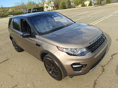 Used 2017 Land Rover Discovery Sport HSE AWD/4WD image 33