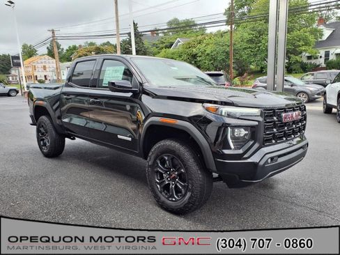 New 2025 GMC Canyon Elevation w/ Convenience Package image 1