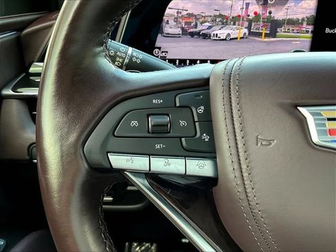 Used 2022 Cadillac Escalade Sport Platinum w/ LPO, Floor Liner Package AWD/4WD image 13