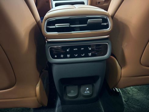 New 2025 Genesis GV80 3.5T Prestige image 17