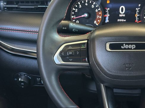 Used 2022 Jeep Compass Trailhawk AWD/4WD image 19