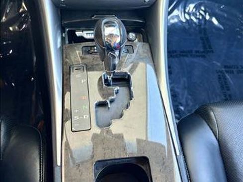 Used 2010 Lexus IS 350C RWD image 13