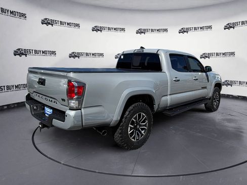 Used 2021 Toyota Tacoma TRD Sport w/ TRD Premium Sport Package AWD/4WD image 8