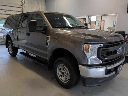 Used 2021 Ford F250 XL w/ XL Value Package AWD/4WD image 5