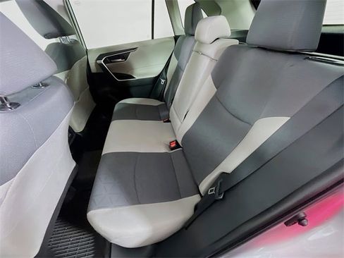 Used 2025 Toyota RAV4 XLE w/ Convenience Package image 25